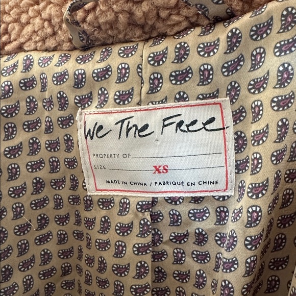 Free People We the Free Izzy wrap - Teddy Jacket in xs sand (tan) fleece Sherpa - Picture 10 of 10